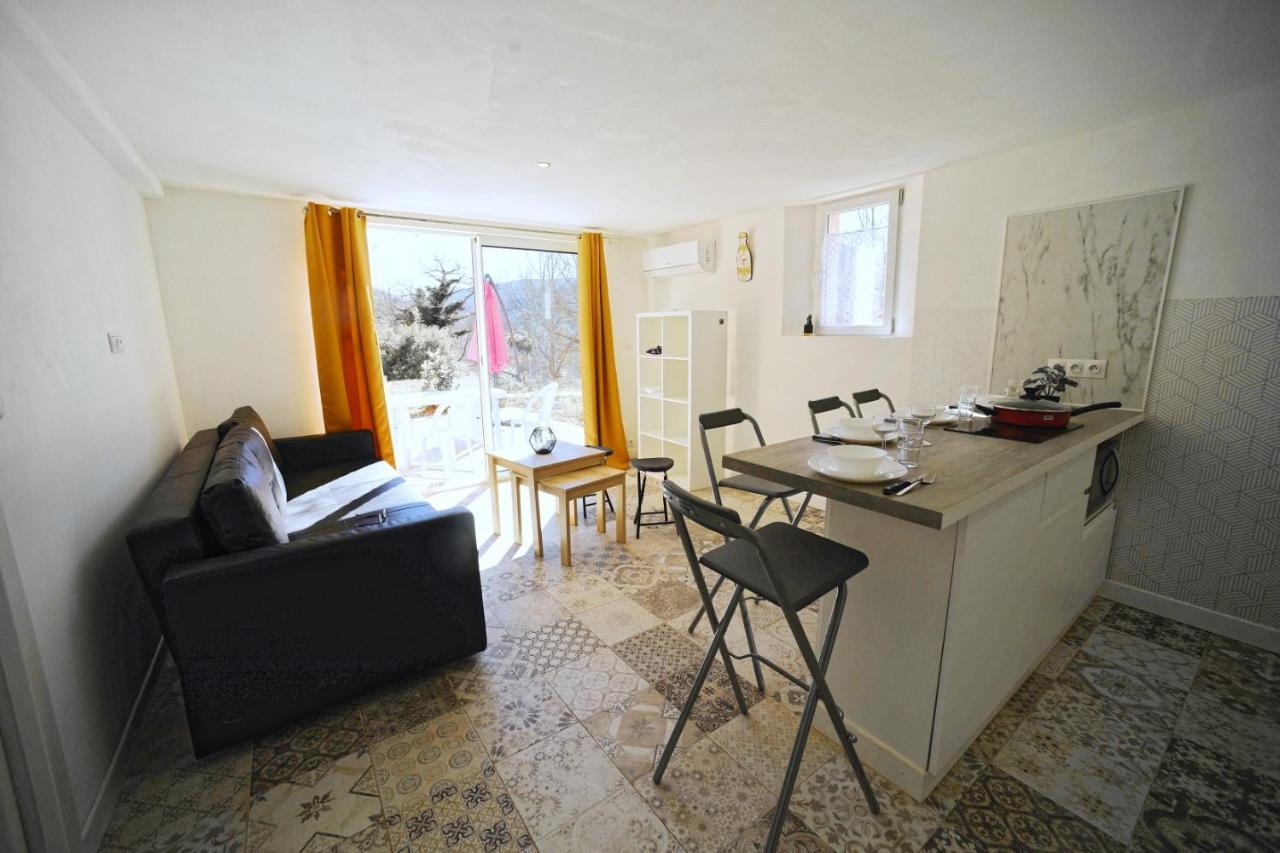 Apartmán Les Quatre Chenes Bauduen Exteriér fotografie